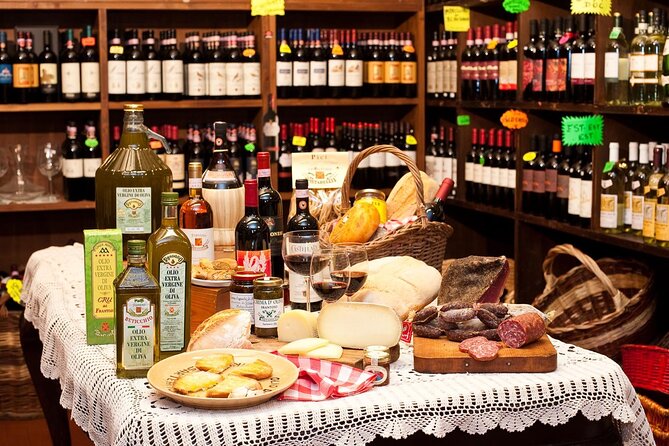 TOUR and TICKETS, VISIT TO THE MILL AND EVO OIL TASTING - Bruschetta and Tuscan Wine: A Simple Pairing Done Right