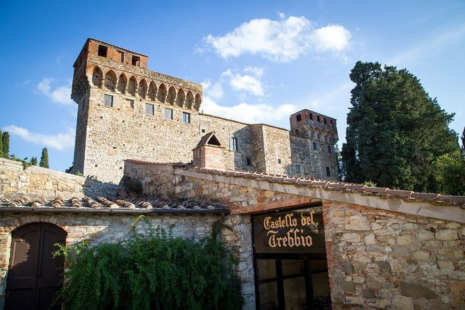 Tour of 900year old secret cellars + tasting of 3 wines and bread with EVO oil - Your 10:30 meeting point in Pontassieve (and transport math)