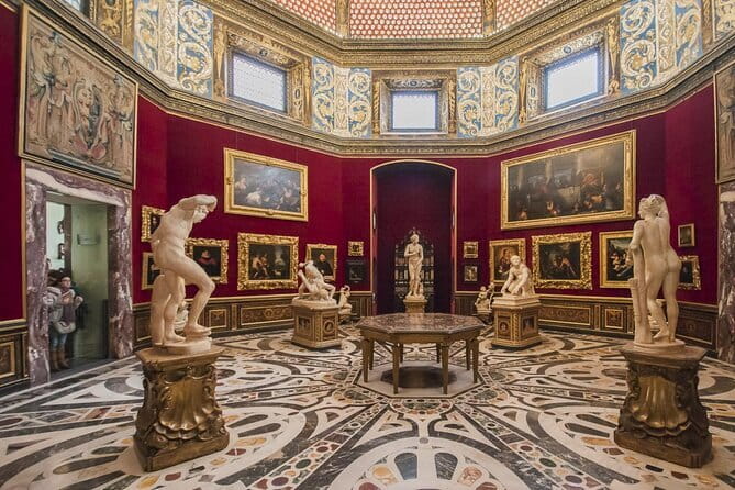 Tour of Michelangelo’s David & Accademia Gallery Florence - Who should book the Michelangelo & Accademia private tour