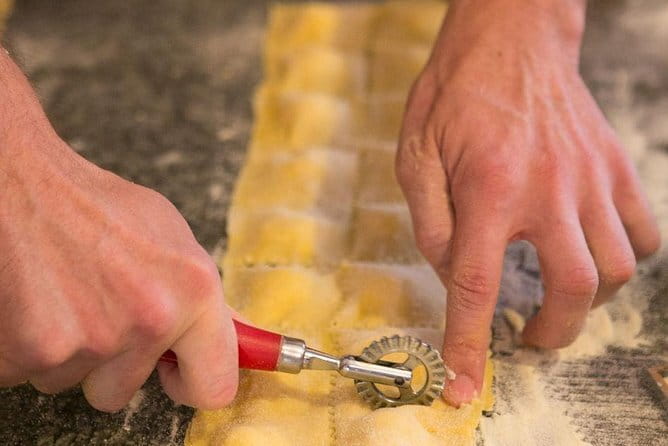 Traditional Tuscan Cooking Class in Florence - Florence at 7:00 pm: the vibe before you start cooking