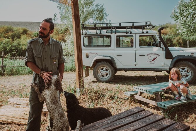 Truffle Hunt in Tuscany - The actual hunt: what you’ll do in the woods