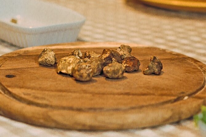 Truffle Hunting & Truffle Cooking Class - What the four-course truffle meal looks like