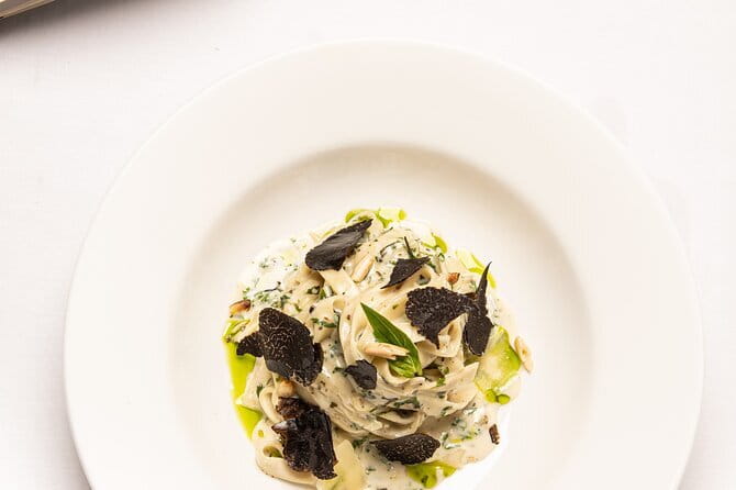 Truffle Picking Experience with 3 Course Meal in Chianti hills - Stop 1 at Fattoria Lavacchio BIO Winery: The Hunt in the Estate Forest