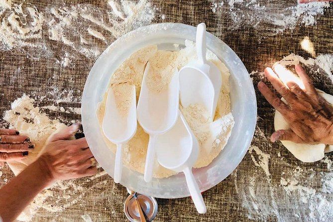 Tuscan Cooking Class - A 3-hour Tuscan lunch that feels like dinner at home