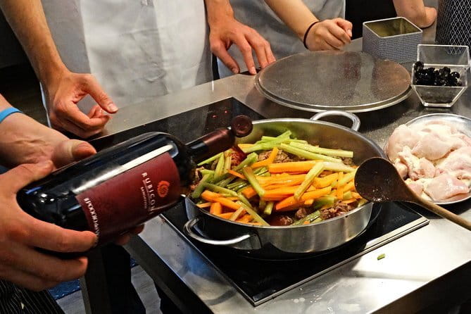 Tuscan Cooking Class and Dinner in Florence - The Dinner Part: Tuscan Wine and Eating What You Made