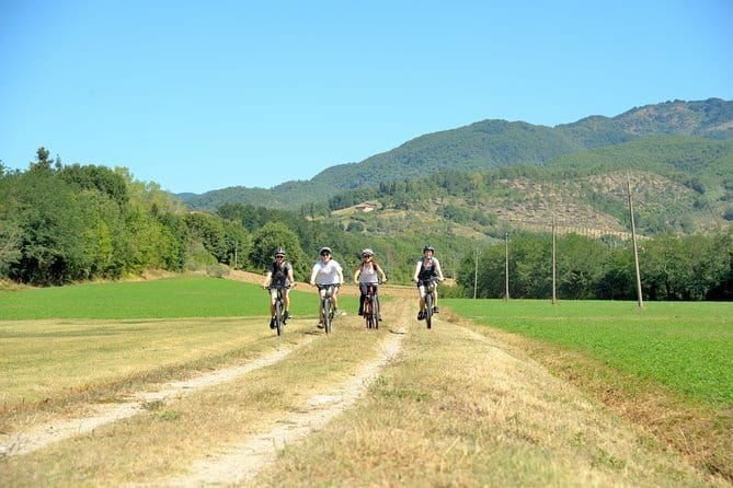 Tuscan countryside bike tour and food tasting - Meeting up in Vicchio and getting your bike from mugellove