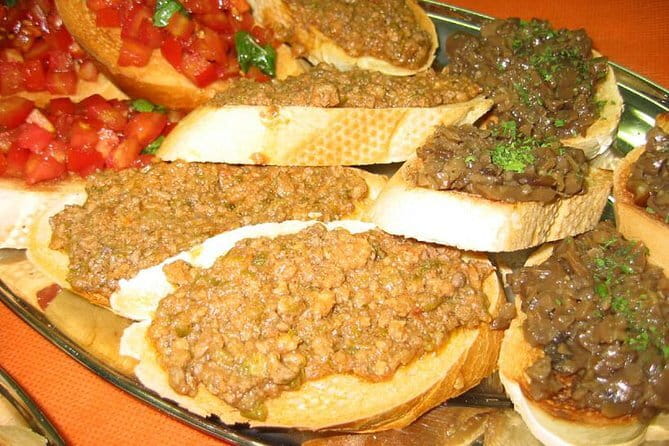 Tuscan Delicious Food Private Tour - Oltrarno Winery: Wine and Crostini in a Real Neighborhood Setting