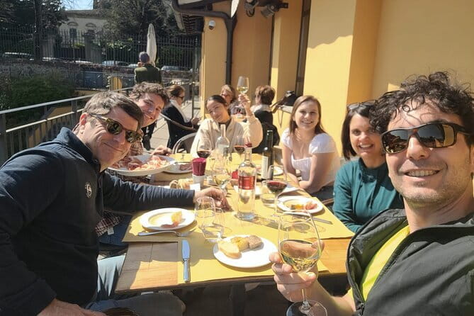 Tuscany Bike Tour with Wine, Oil and Food in the Florentine Hills - Where you start: Oltrarno and the Porta Romana threshold