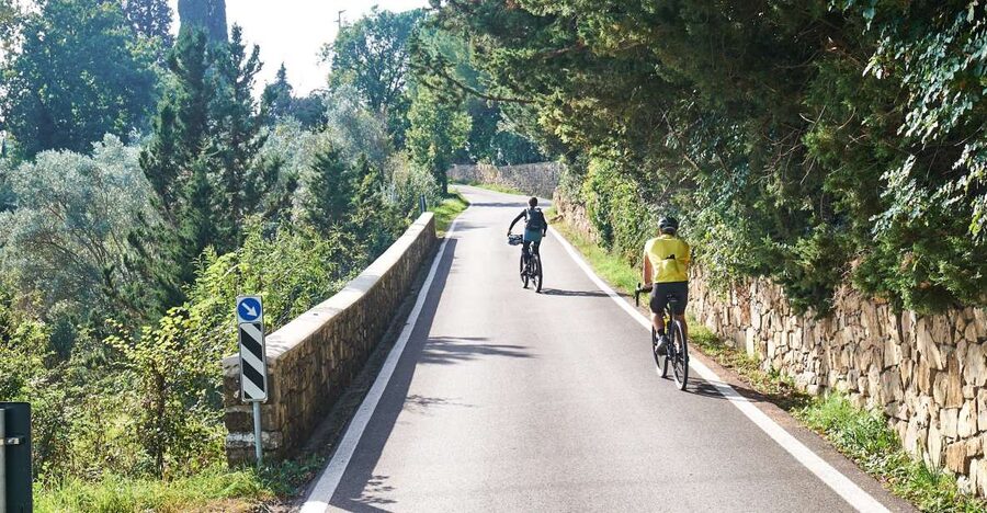 Tuscany Hills Bike Tour with Lunch at farm and Wine Tasting - Key things I’d center in your decision