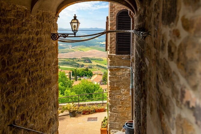 Tuscany's hidden gems: San Gimignano, Volterra, St Galgano Abbey - Price and logistics: is $167.02 good value?
