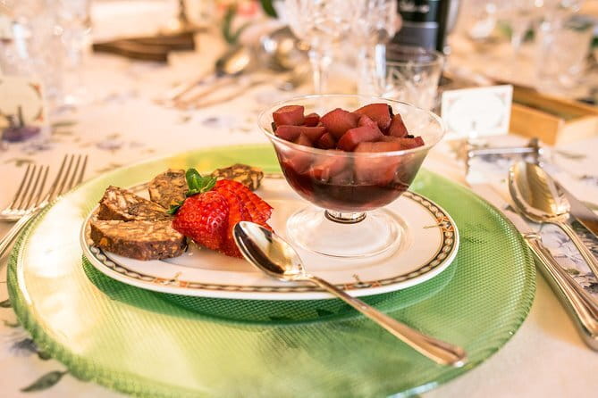 Typical Dining & Cooking Demo at Local's Home in Florence - Why the small group (max 12) changes everything