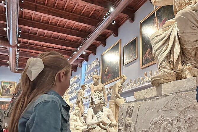 Uffizi Combined Ticket:UFFIZI, PITTI, BOBOLI & digital audioguide - Ticket pickup, the office in Via degli Alfani 115R, and how to avoid confusion