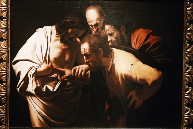 Uffizi Gallery Florence Exclusive Guided Museum Tour - Quiet rooms and speaking rules: how to avoid accidental museum faux pas