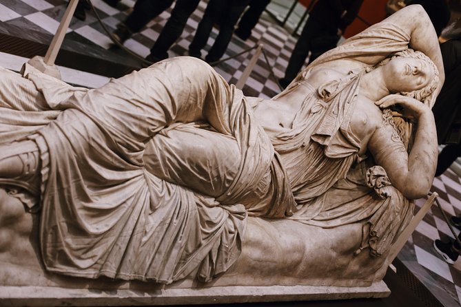 Uffizi Gallery Florence Exclusive Guided Museum Tour - Guide style is the whole game: Annette, Giacomo, Eleonora, and friends