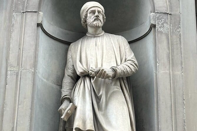 Uffizi Gallery: Small-Group Guided Tour - Headsets and Crowd Control: Hearing the Guide Clearly