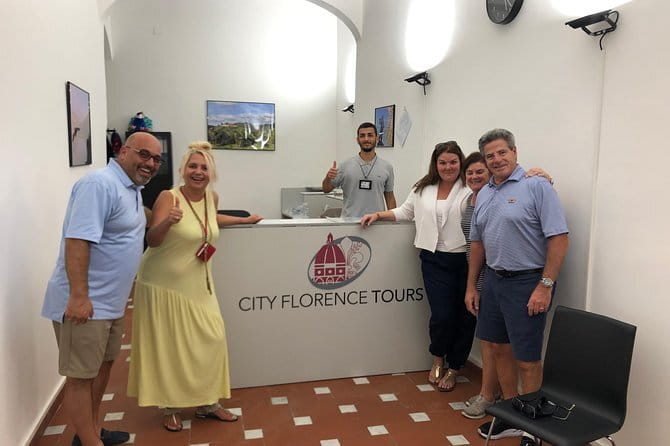 Uffizi Gallery Small Group Tour with Guide - Headsets and hearing: the practical way to enjoy crowded art rooms