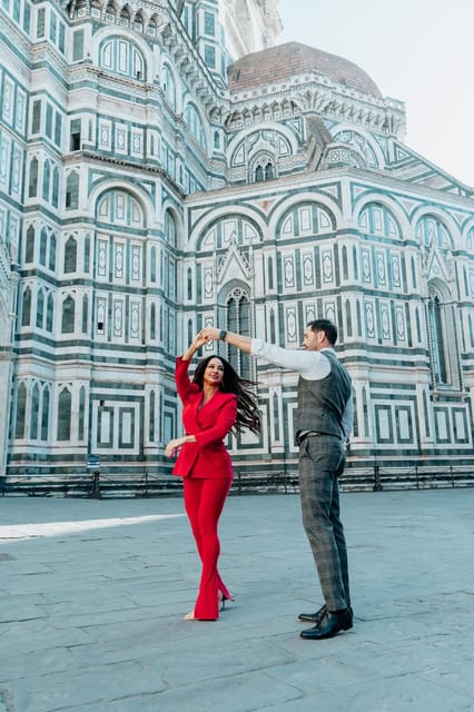 Unique Photographer in Florence - Packages and Photo Counts: Medium, Premium, Wedding