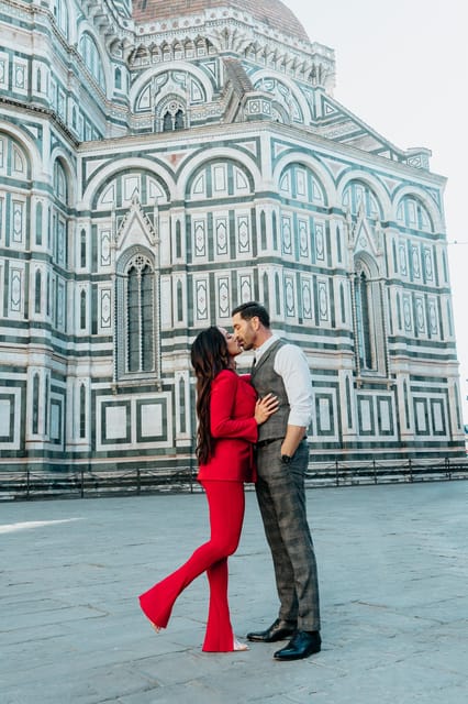 Unique Photographer in Florence - Pose Help Is the Real Value Here