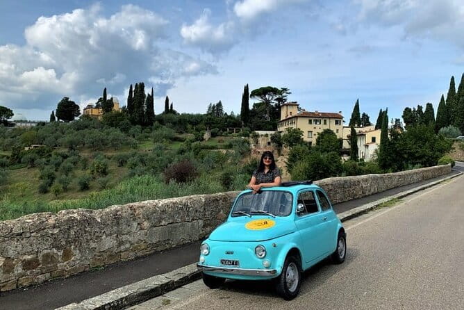 Vintage Fiat 500 Wine Tour and Tuscan Lunch at Farm in Chianti - The family farm and winery stop: why the lunch is the real center