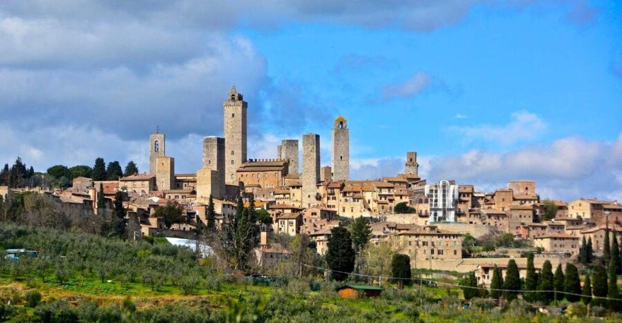 Visit Siena and San Gimignano with lunch at a family farm - Family Farm Lunch in the Chianti Hills: Pasta, Olive Oil, Balsamic, Wine