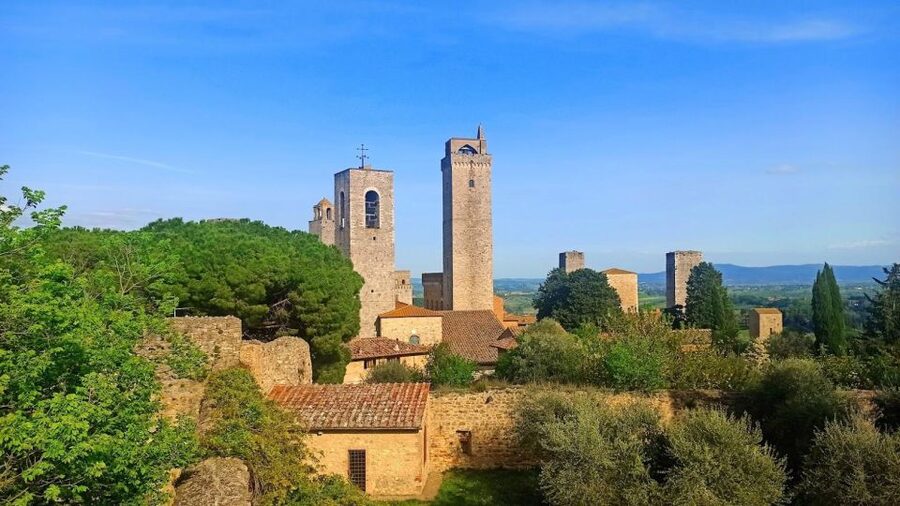 Visit Siena and San Gimignano with lunch at a family farm - Price and Value: What You’re Really Paying For at $259 per Person