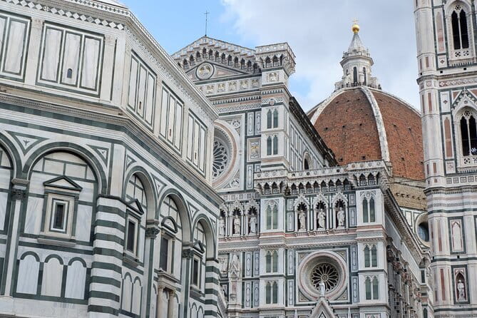 Walking tour of Florence with a private Florentine Tourist Guide - A 3-hour private Florence walk that actually moves