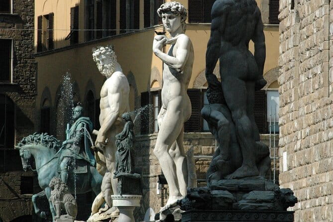 Walking tour of Florence with a private Florentine Tourist Guide - Piazza del Duomo: marble you can read from the street