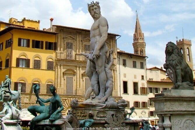 Walking Tour trough Renaissance Secrets in Florence - The gelato break: a real pause that keeps the day fun