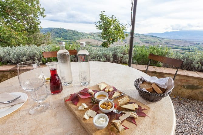 Wine Tasting Activity at Chianti Rufina - The value play: is $24.84 worth it?