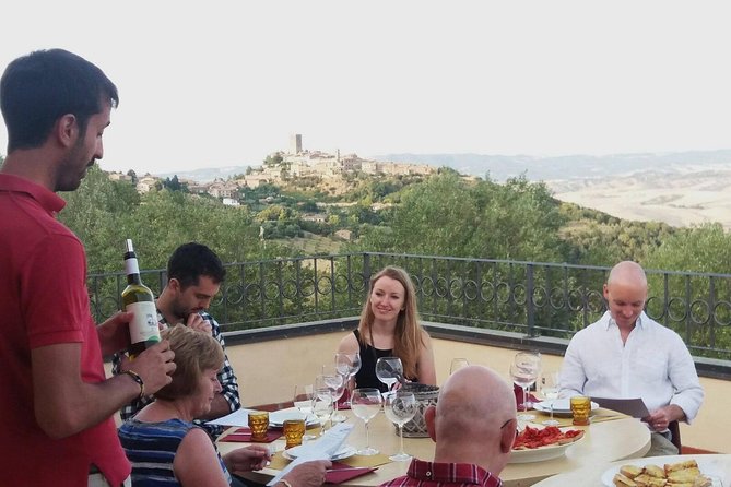 Wine tasting and guided tour of the cellar - The guided cellar tour: why it changes how the tasting lands