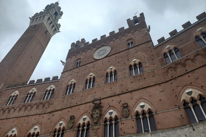 Wine Tasting and History Guided Day Tour in Chianti - Driving through vineyards: why the route matters on day trips