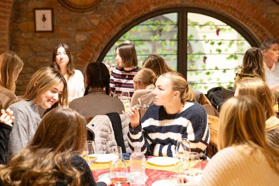 Wine Tasting Experience with Seven Types of Tuscan Wine - Price and Value: What $65 Buys You in Florence
