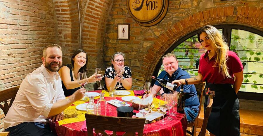 Wine Tasting Experience with Three Types of Tuscan Wine - Your 1-hour tasting flight: Vernaccia/Vermentino, Bolgheri Rosso, Chianti Riserva
