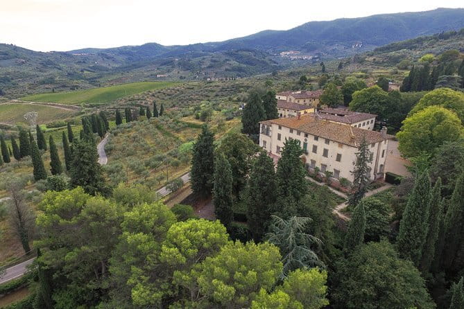 Wine Tour Experience - Vinsantaia and the vin santo moment people talk about
